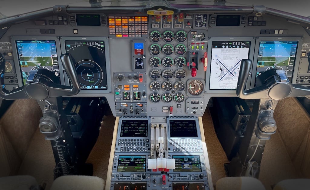 Universal cockpit