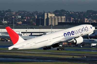 jal_boeing_777_200_syd_source_