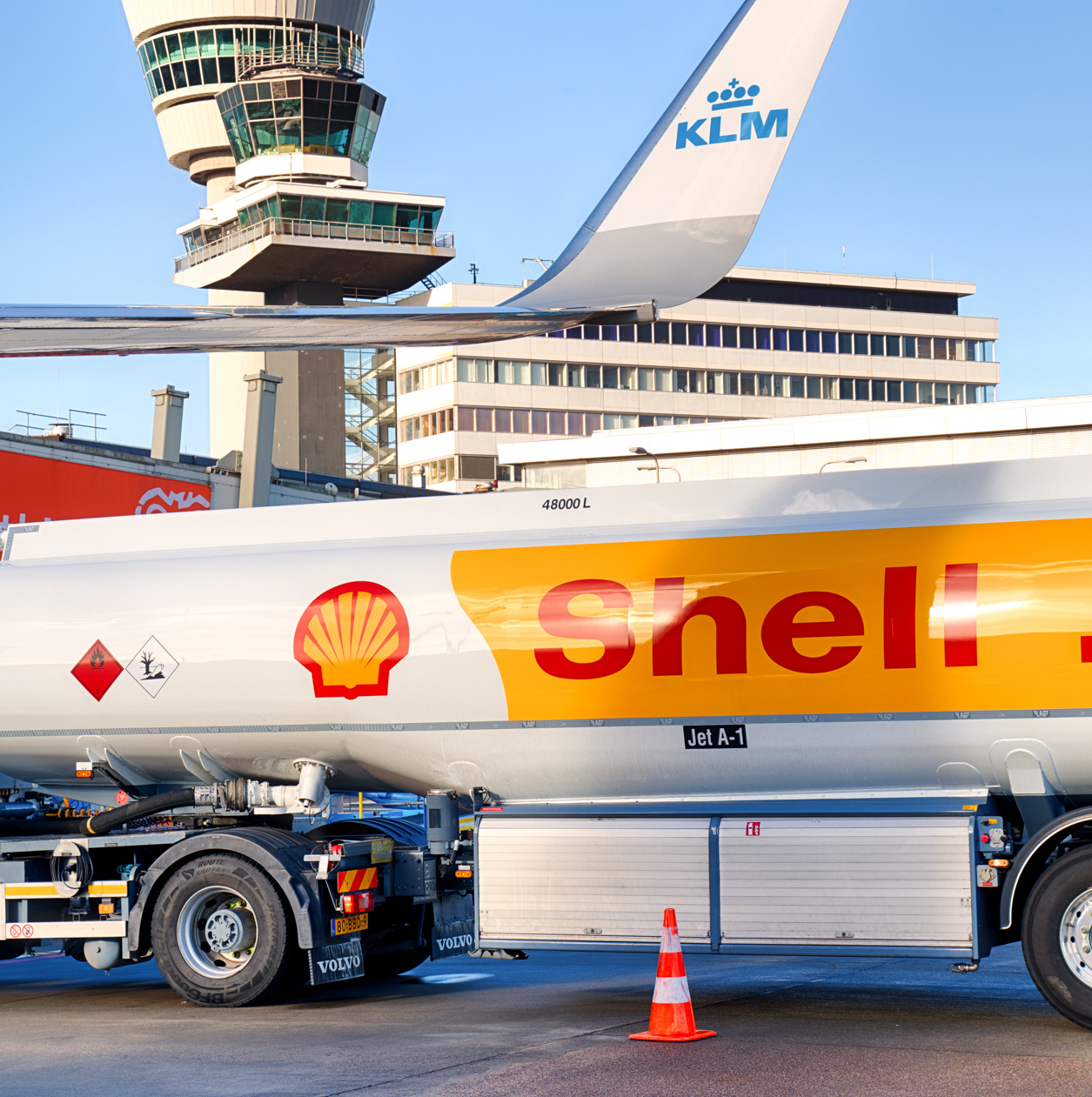 Oil giant Shell sets sights on sustainable aviation fuel take-off