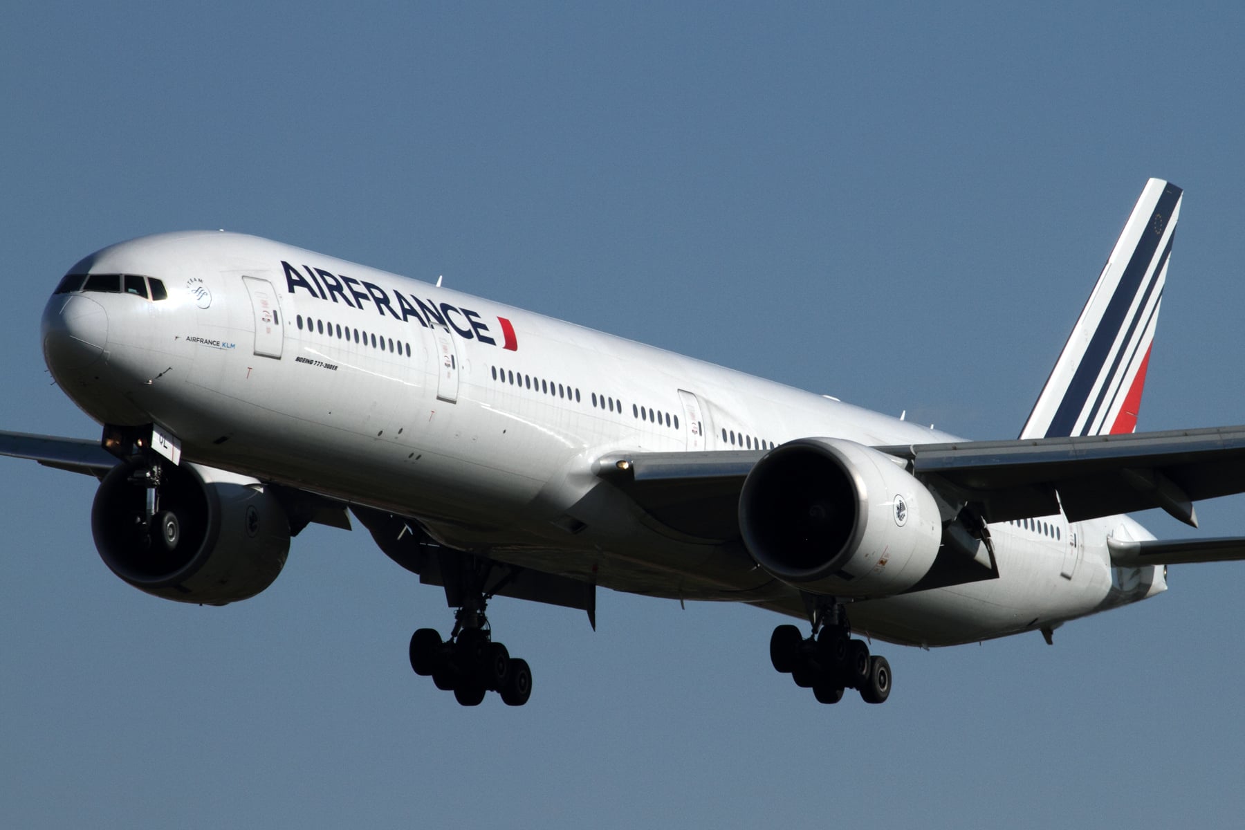 Serious Incident On Air France Boeing 777 Prompts Inquiry