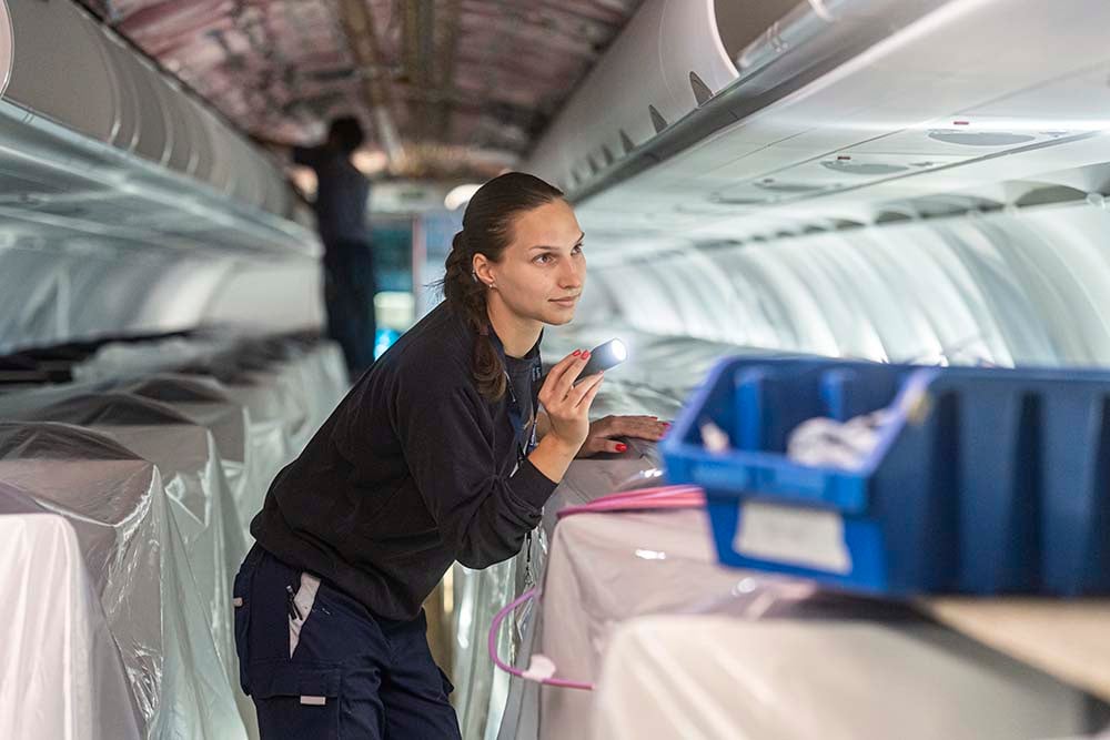Aircraft Modification Market Rebounds, But Data Challenges Remain - Vimarsana News