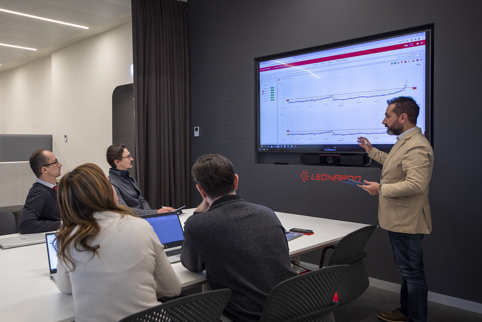 Leonardo Expands Big Data Analysis From Helicopter Fleets - Vimarsana News