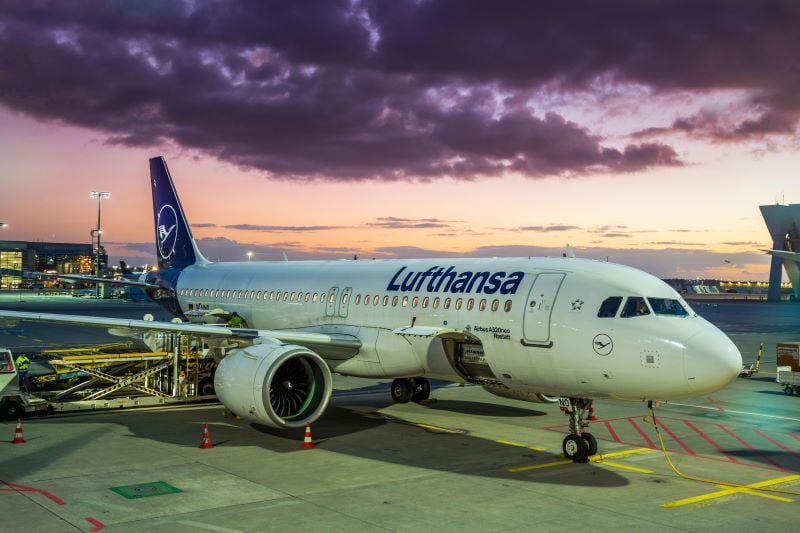 Daily Memo: Lufthansa's Road To Recovery Just Got Longer