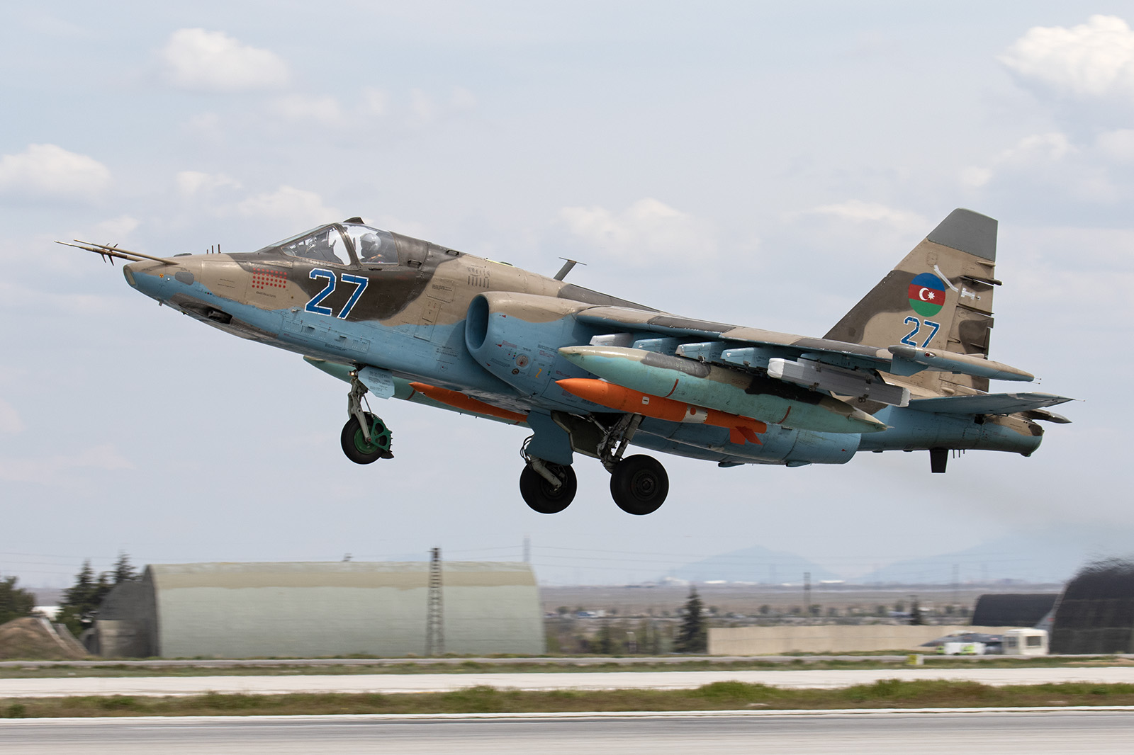 Turkish Industry Integrating Munitions On Azerbajiani Su-25s - Vimarsana News