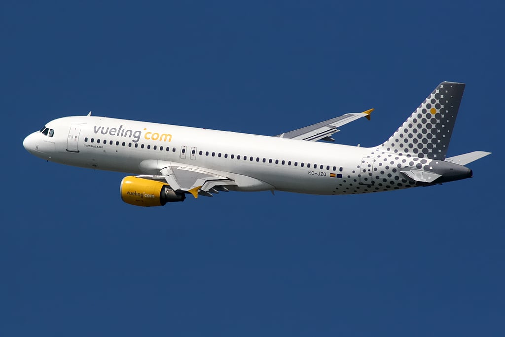 Vueling airlines hot sale one world