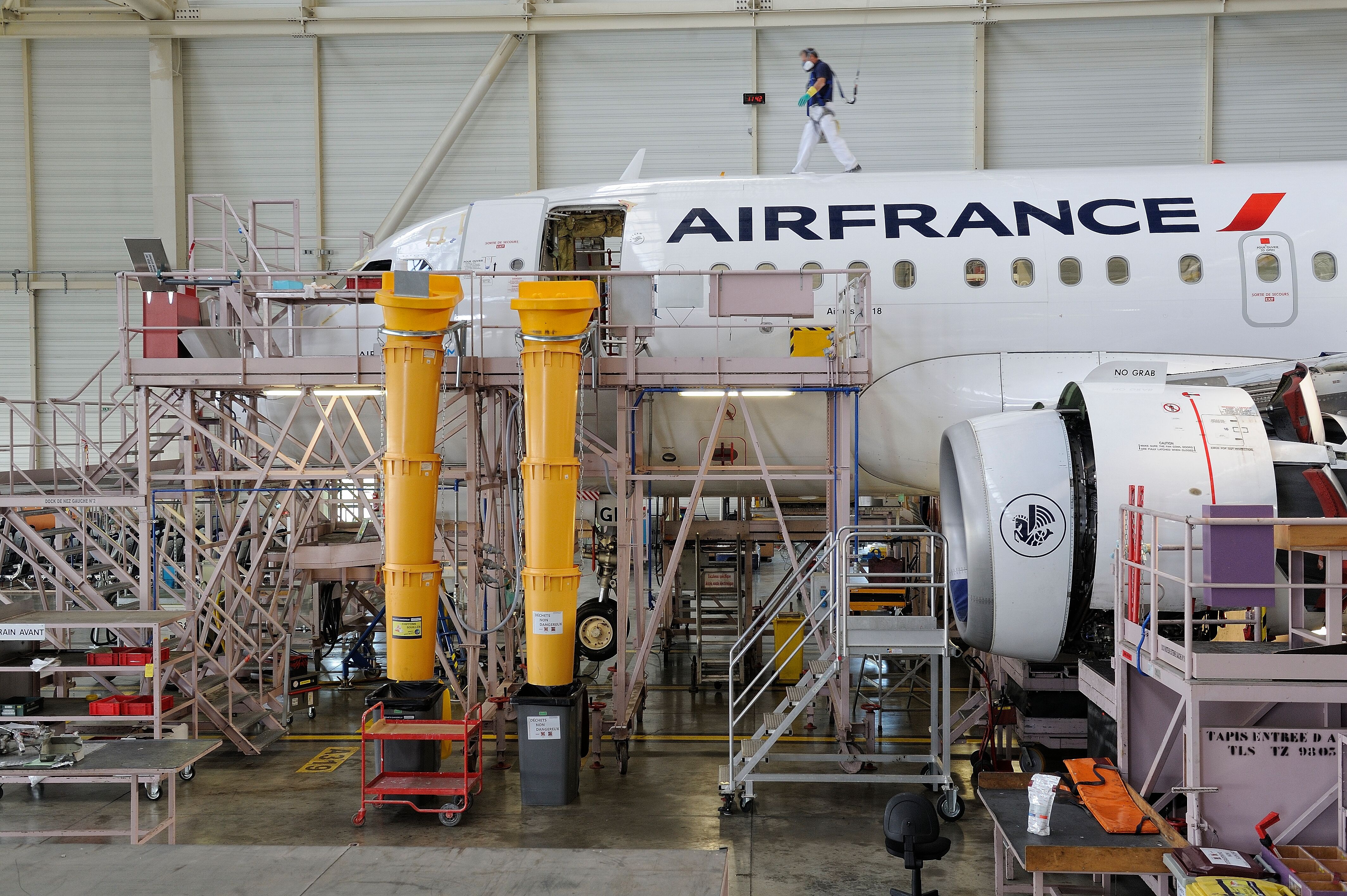 AFI KLM E&M Sees Industry Supply Chain Woes Lasting Until 2025 - Vimarsana News