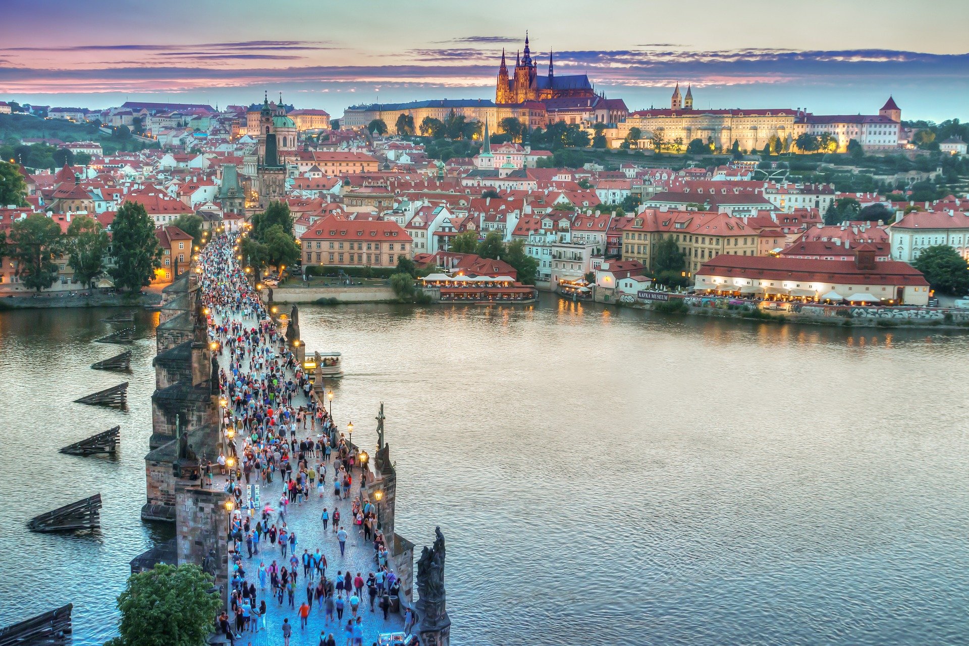 Bamboo Airways to fly nonstop between Hanoi and Prague