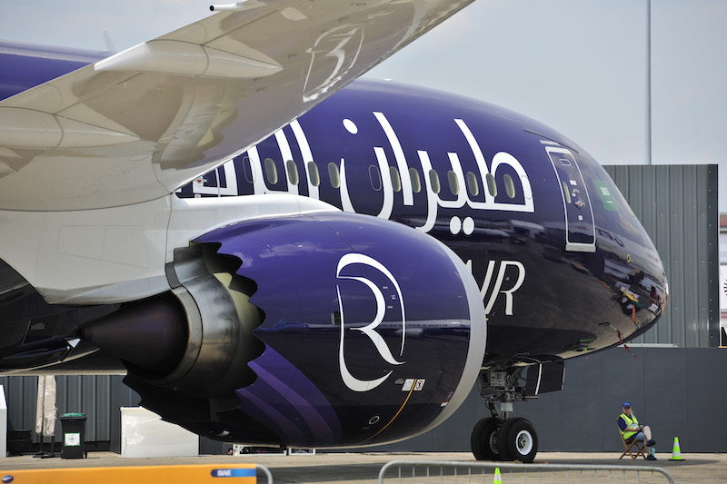 Flight Friday: First Half Deliveries for Airbus & Boeing - Vimarsana News
