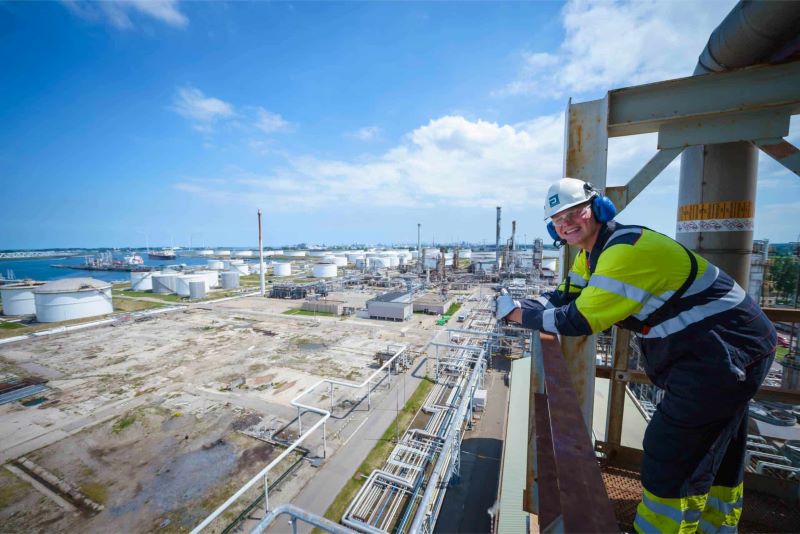 Swiss Energy Company Invests $600M In European SAF Plant - Vimarsana News