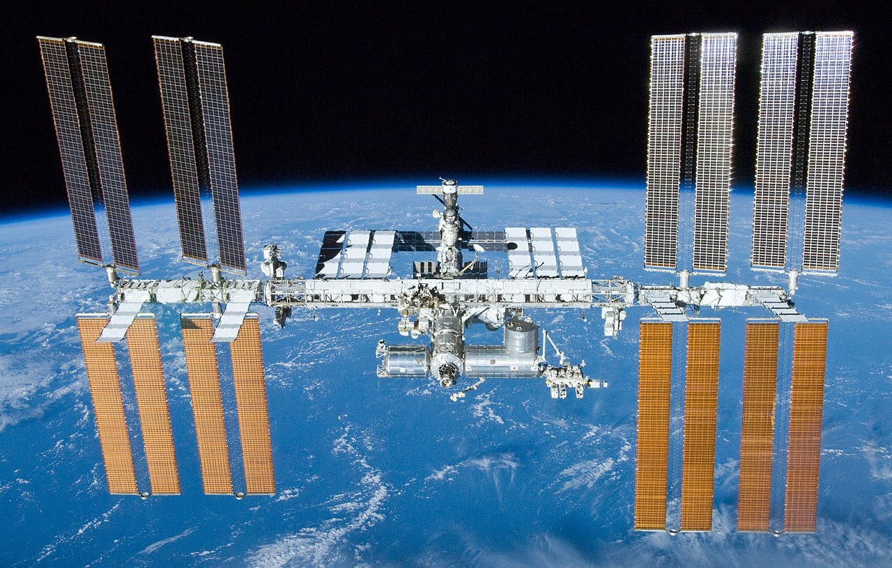 Russia Delays National Space Station, Seeks Partners | Aviation Week Network - Vimarsana News
