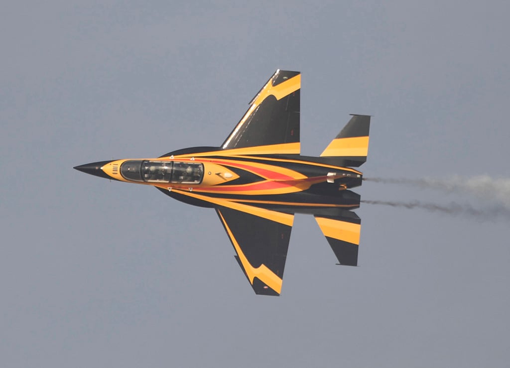UAE Finalizes L-15 Jet Trainer Deal With China's CATIC - Vimarsana News