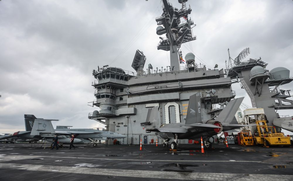 USS Carl Vinson Adopts C-2 Greyhounds Amidst Osprey Fleet Suspension ...