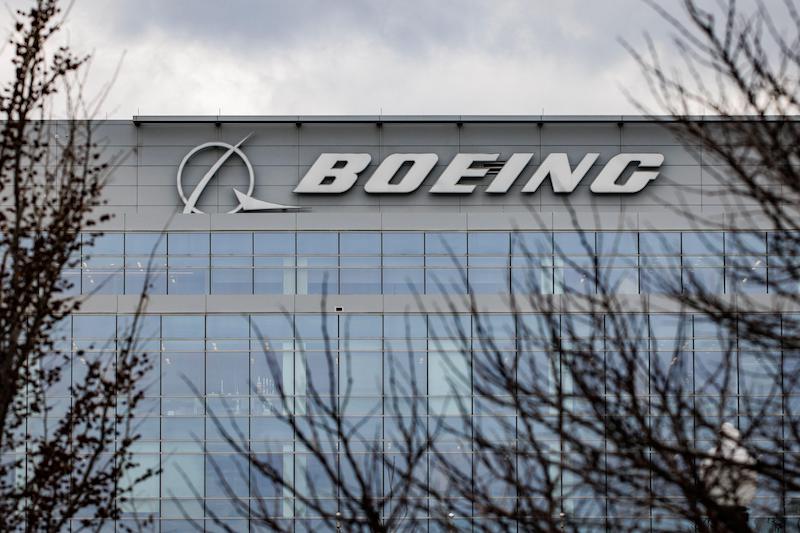 Boeing Leadership Shake-Up Has Deal Out; Calhoun Set To Retire - Vimarsana News