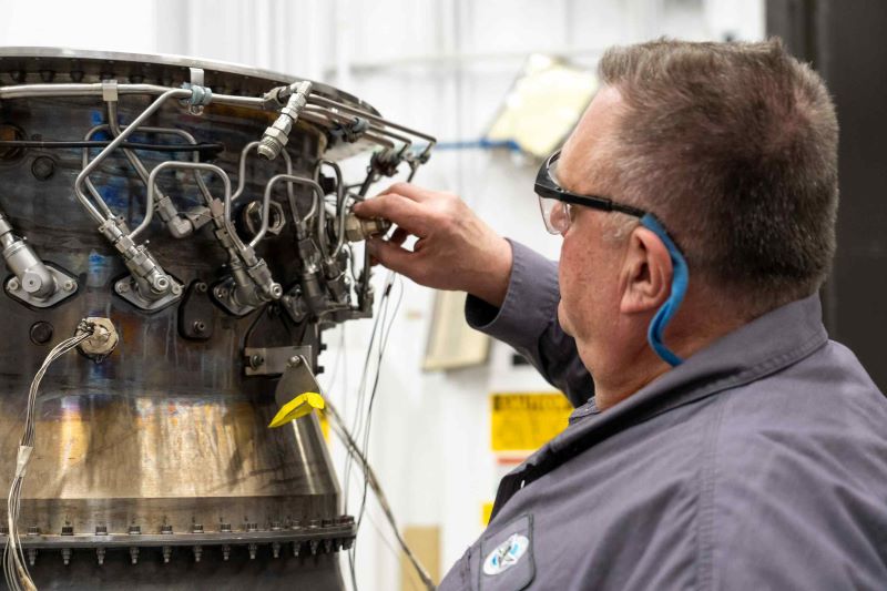 Pratt & Whitney, FAA Team To Study 100% SAF Emissions - Vimarsana News