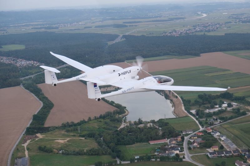 Breaking Barriers: H2Fly's Historic Flight Marks a Milestone for Hydrogen Aviation