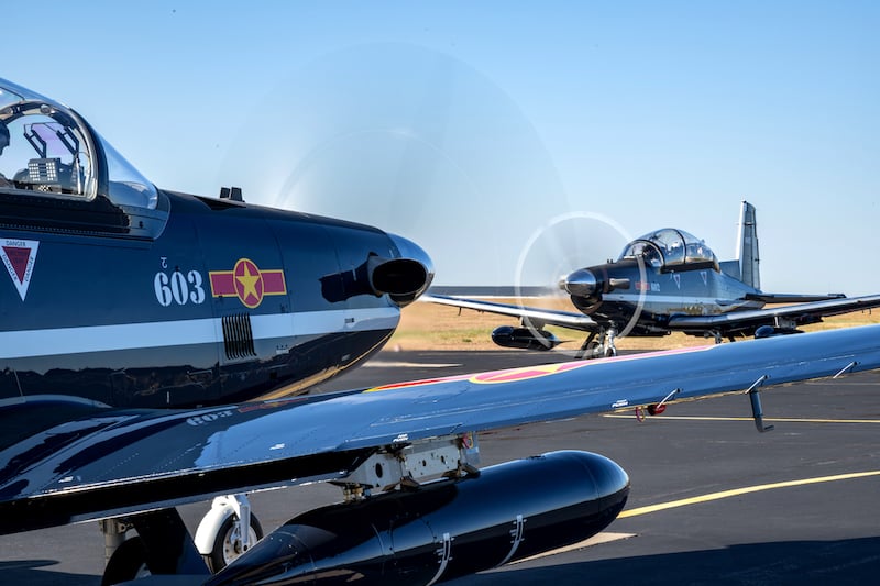 T-6 Edges Out PC-7, Hurkus For Japan's Basic Trainer Requirement