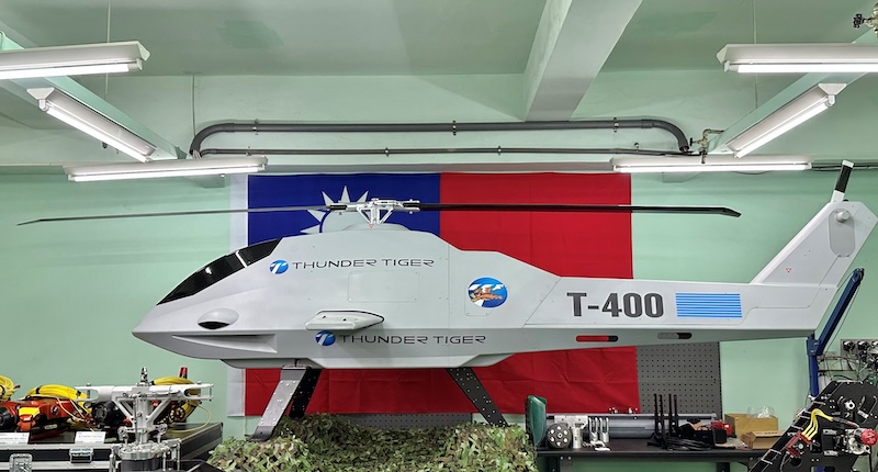 航空機・ヘリコプター EZ-20H COMET Thunder Tiger Taiwanese Drone-Maker Thunder Tiger Braces, Adjusts For Tariff