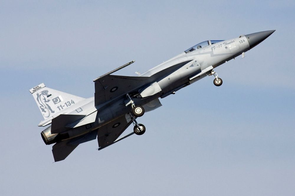 Pact Could Lead To Bangladesh JF-17 Buy From Pakistan  | Curated by Alerts360