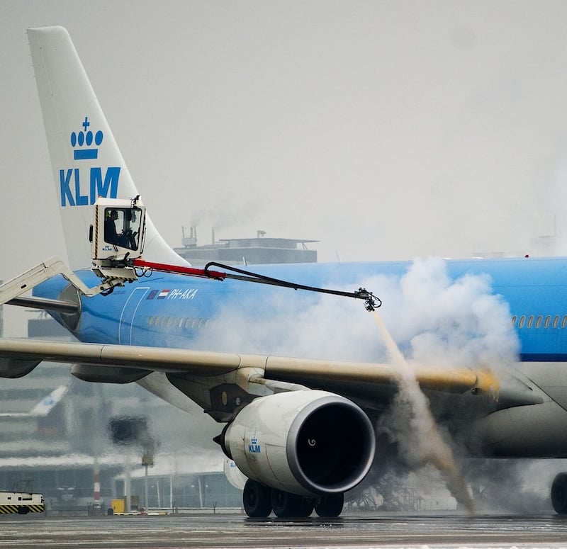KLM Secures De-Icing Fluid At Schiphol As Snow Disruption Continues  | Curated by Alerts360