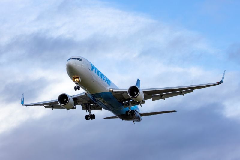 Daily Memo: Amazon's Air Cargo Strategy Under Scrutiny After 21 Air Miami Crash