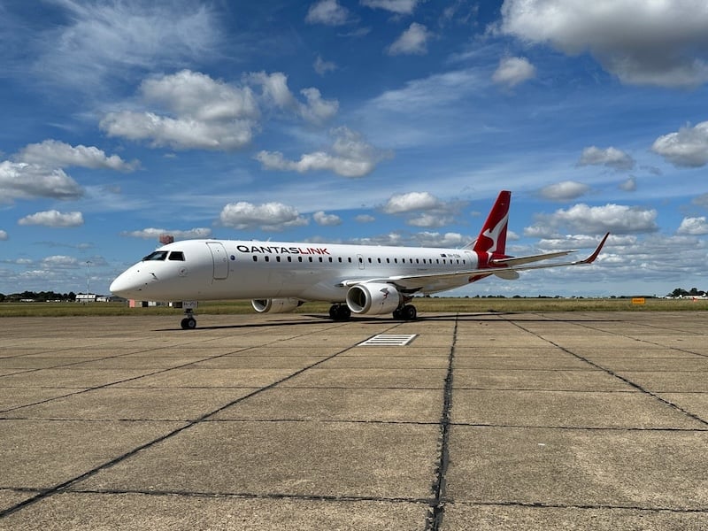 Qantas Receives First Used Embraer 190 For West Australian Operation