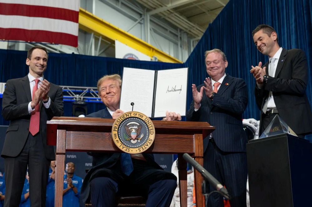 NASA Opens Up Nationwide Bidding War For Proposed Space Academy