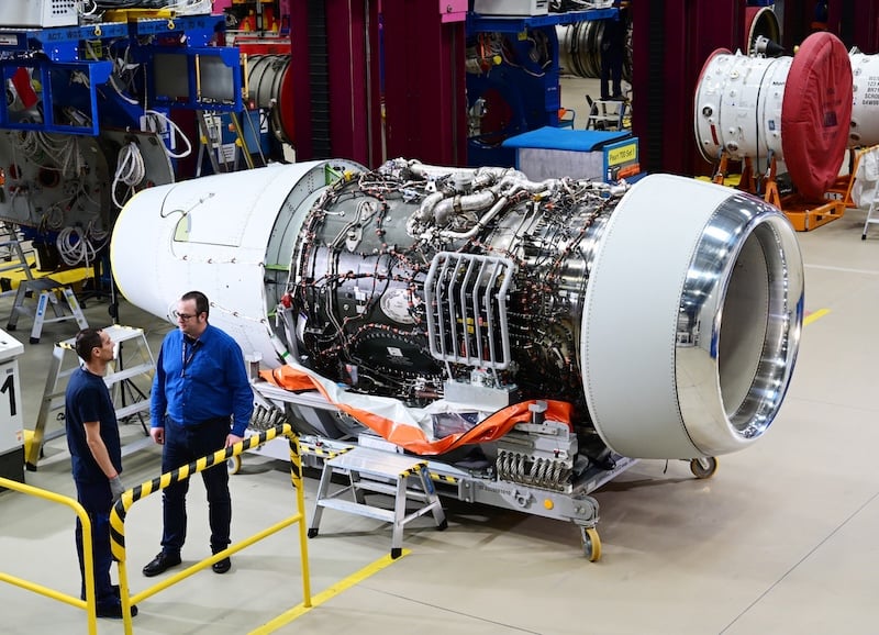Rolls-Royce Pearl 10X Engine Nears Certification