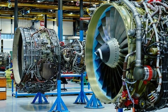 Japan's Itochu Takes Stake In New IAG Engine Business | Aviation Week