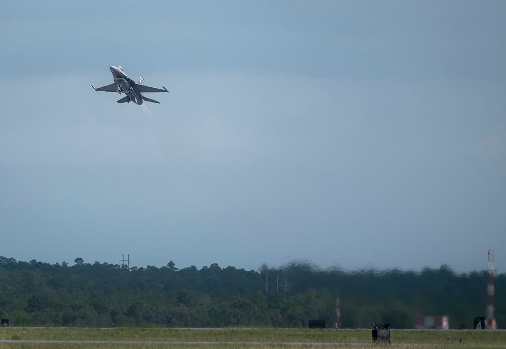 F-16 in flight