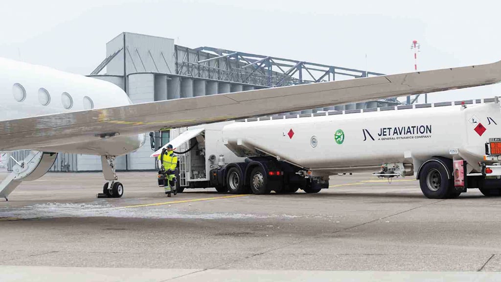 Jet Aviation fuel truck