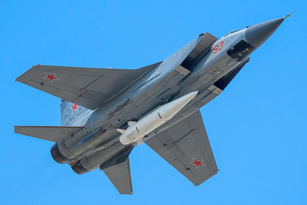 MiG-31K Foxhound-D in flight
