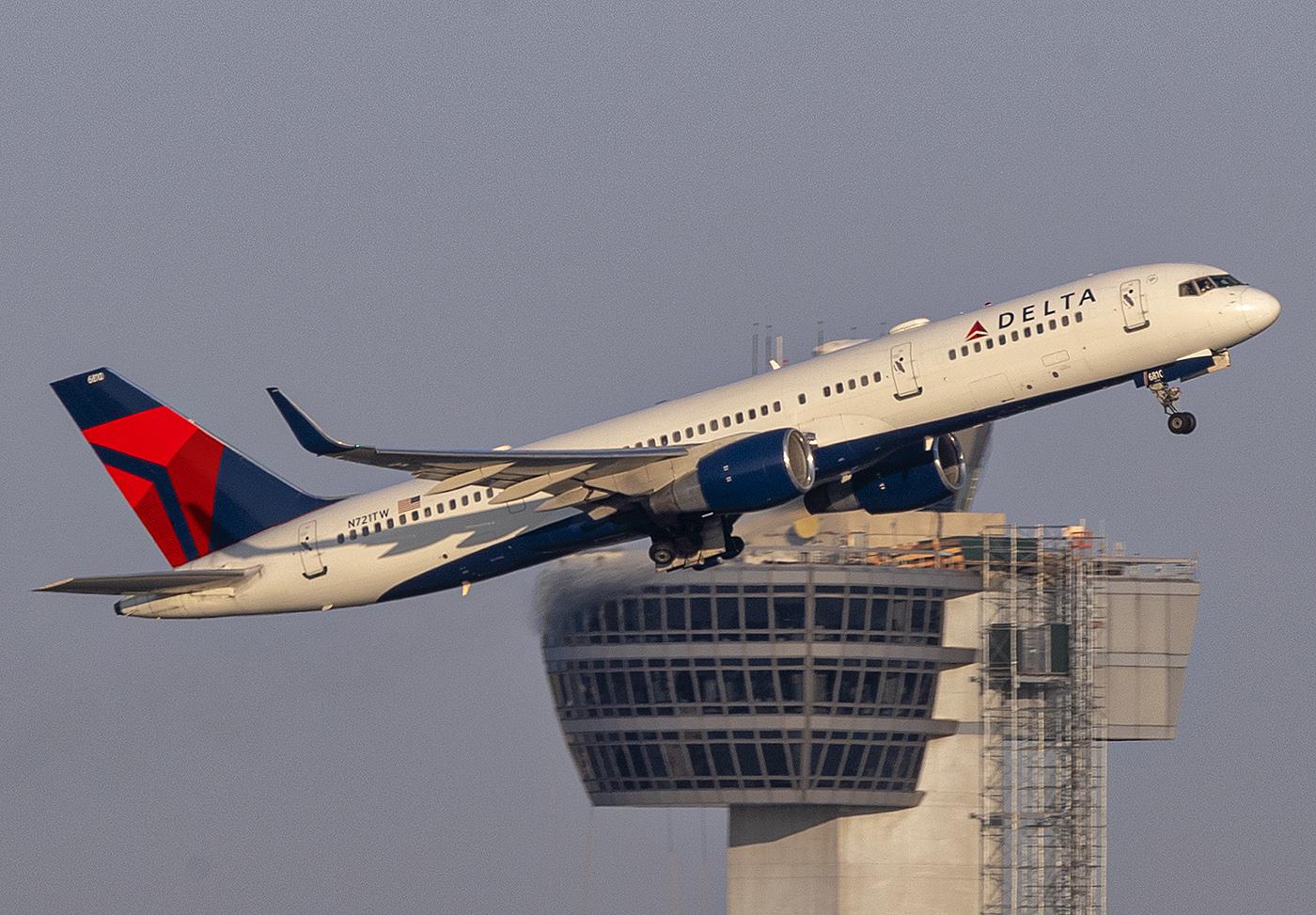 Delta Air Lines 757-200