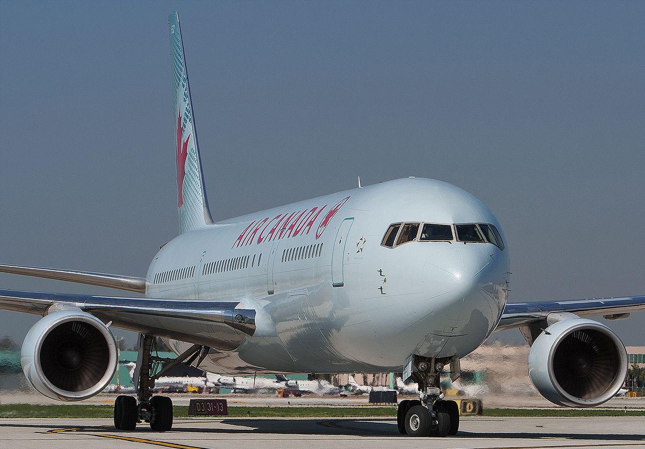 Air Canada 767-300