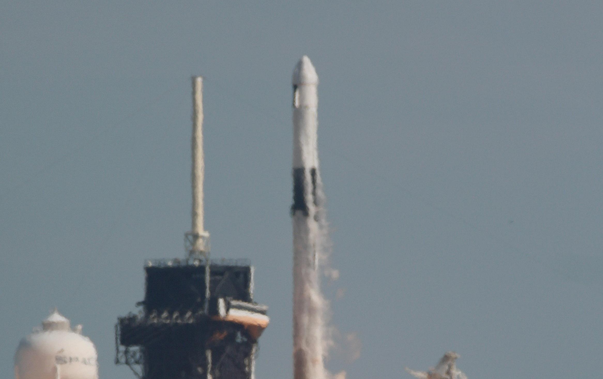  SpaceX Falcon 9 rocket lifting off fromm Cape Canaveral Dec. 6.