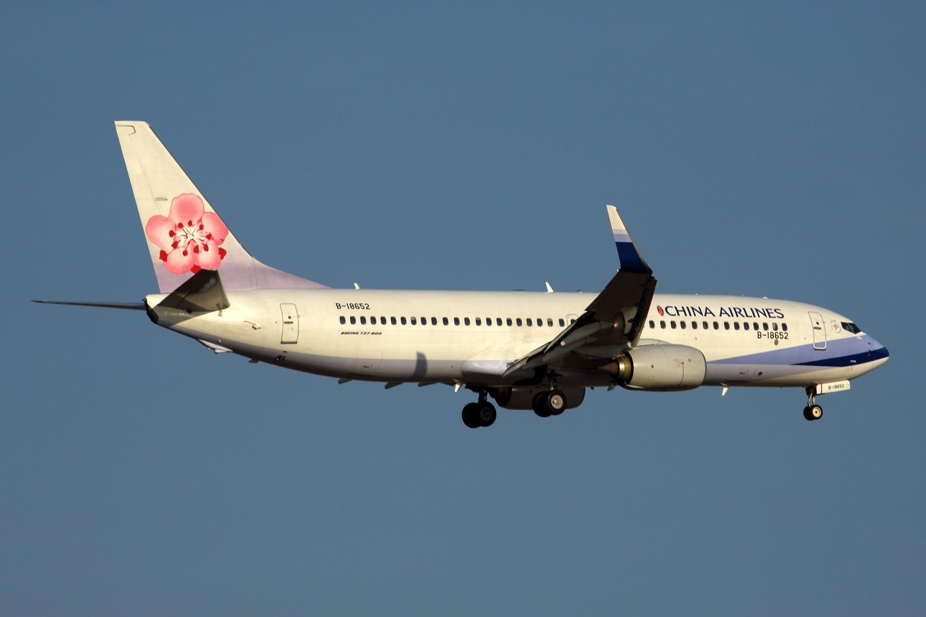 China Airlines Boeing 737-800