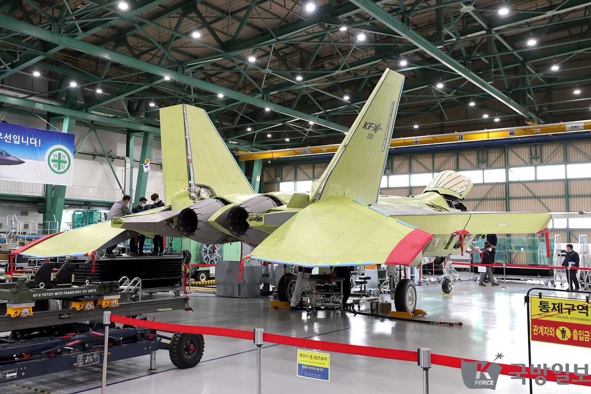 South Koreas Kf 21 Boramae Up Close Aviation Week Network 