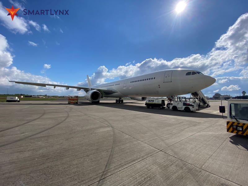 SmartLynx Airbus A330