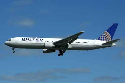 United Airlines Boeing 767-300 