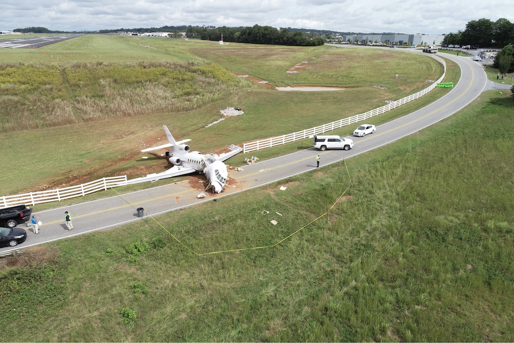 Falcon 50 runway overrun