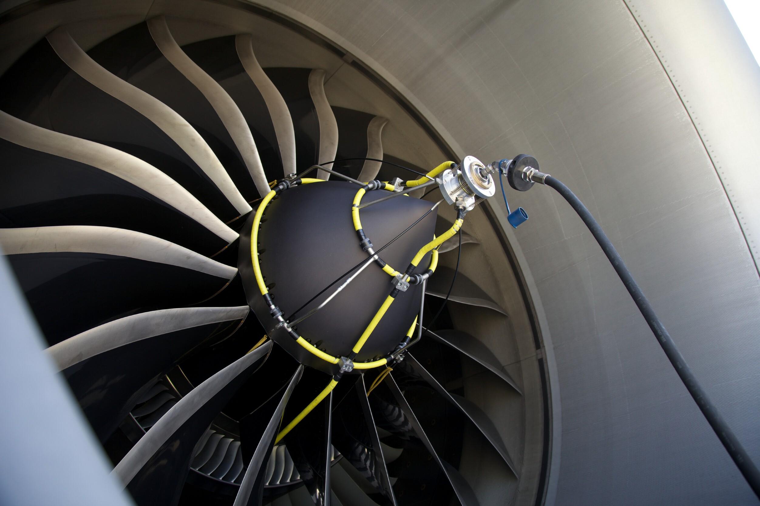 Regular Engine Wash Plan For Sustainable MRO | 持続可能なMROのために最適なエンジン洗浄頻度とは |  Aviation Week Network