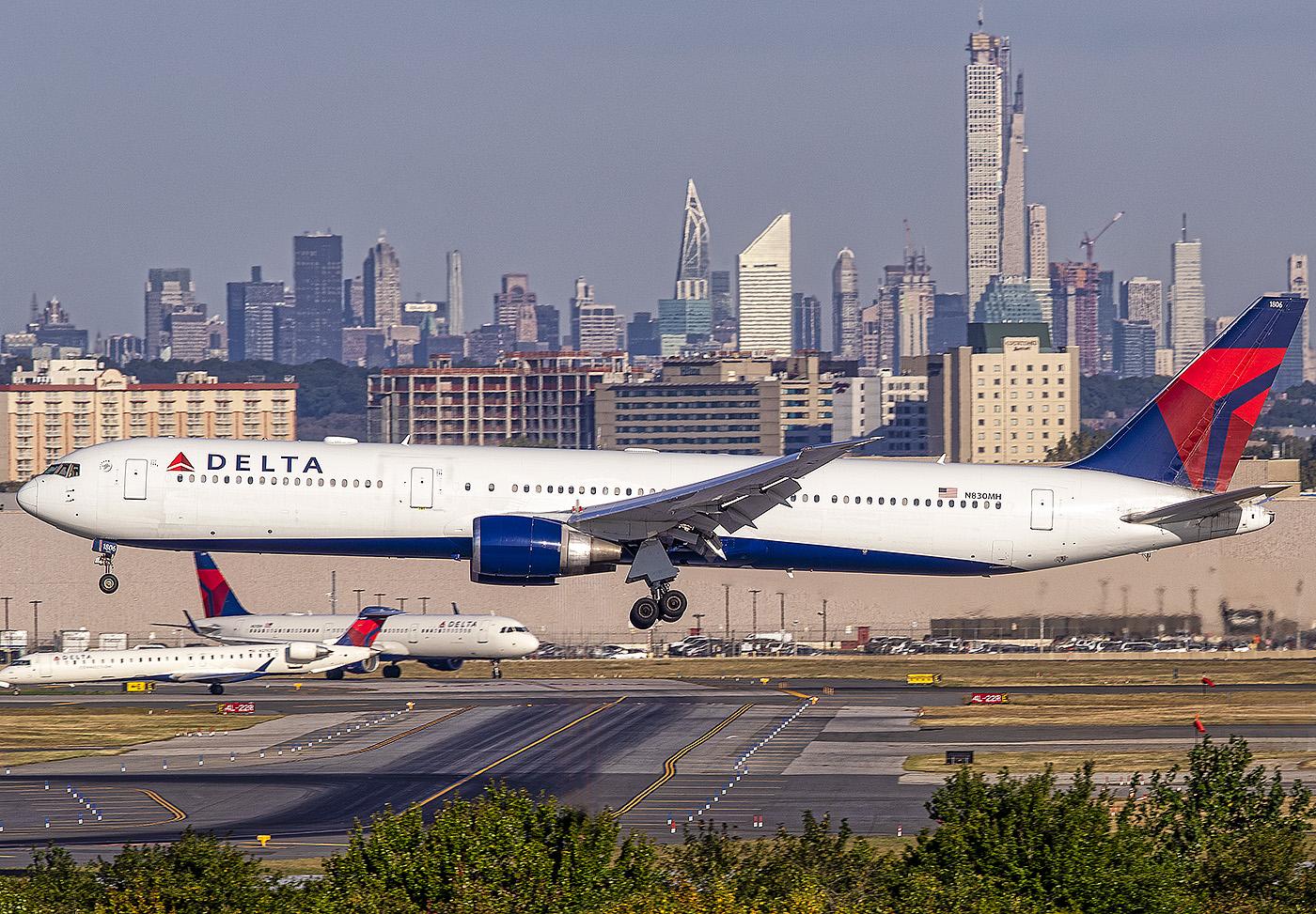 Delta Air Lines 767-400