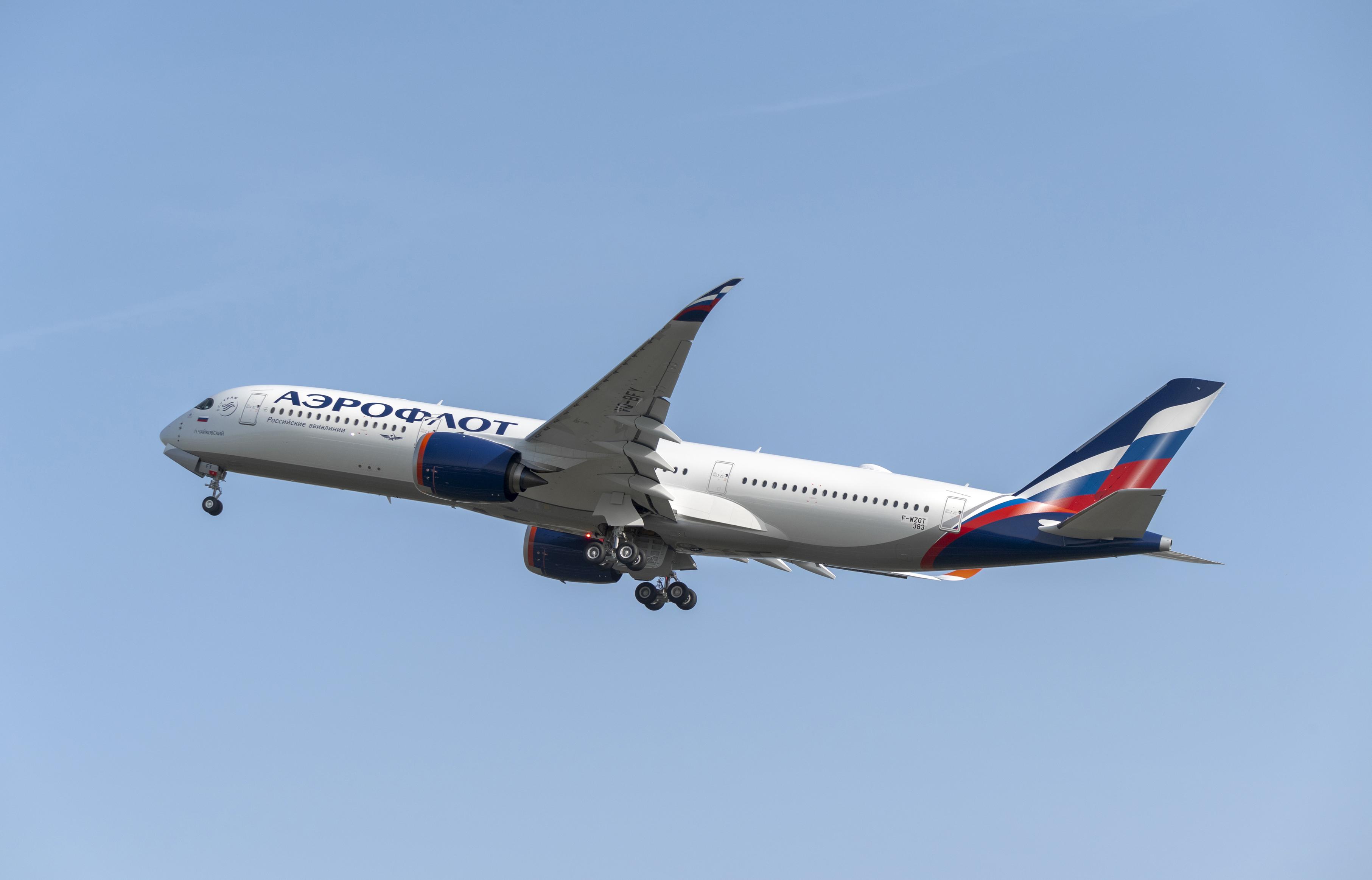 Aeroflot A350-900 first flight