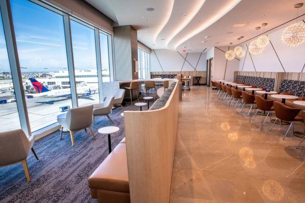 Emirates boasts enhanced Business Class lounge after $11 million