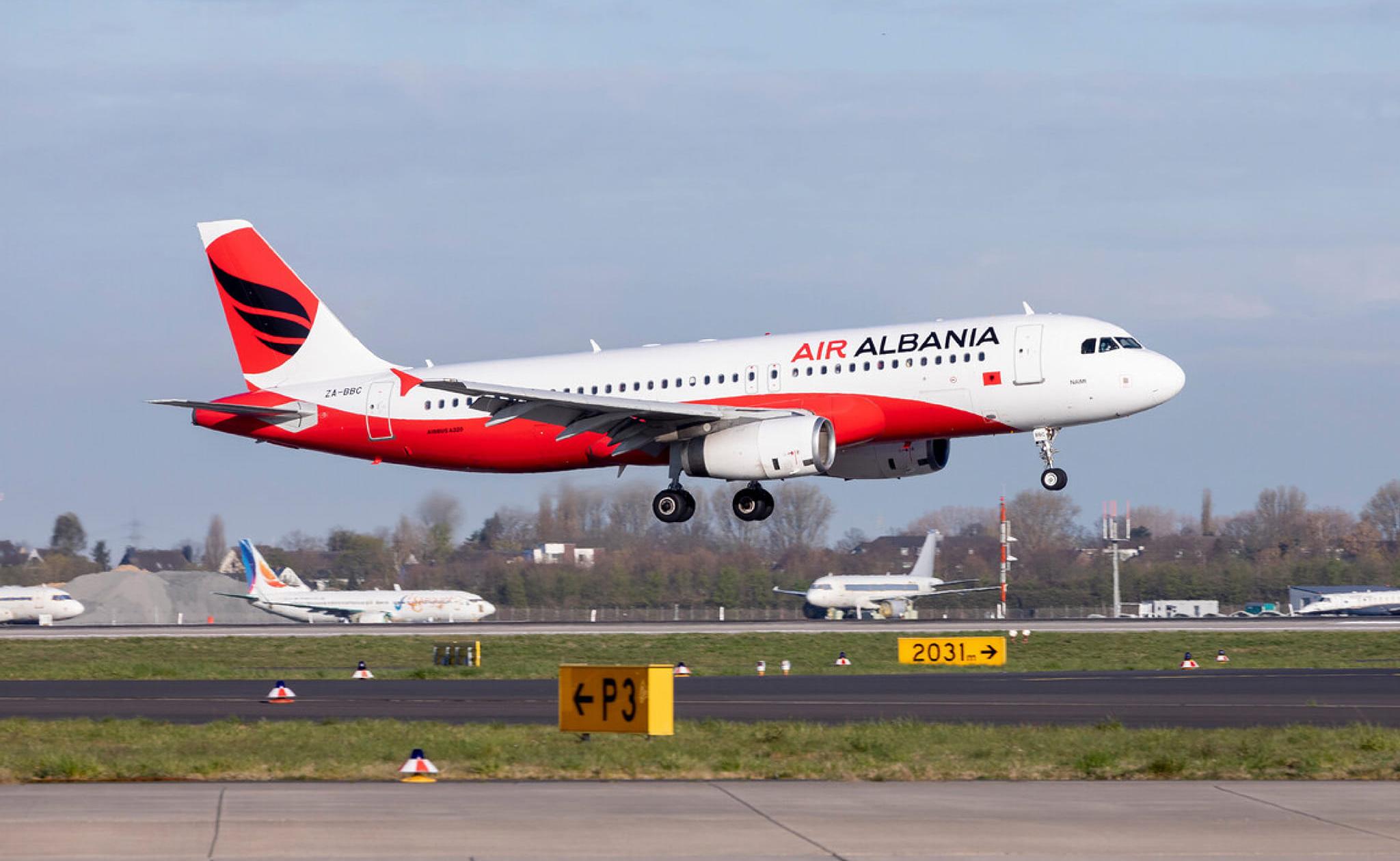 Air Albania landing
