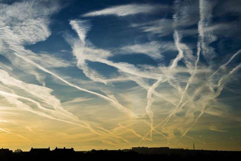 contrails in England