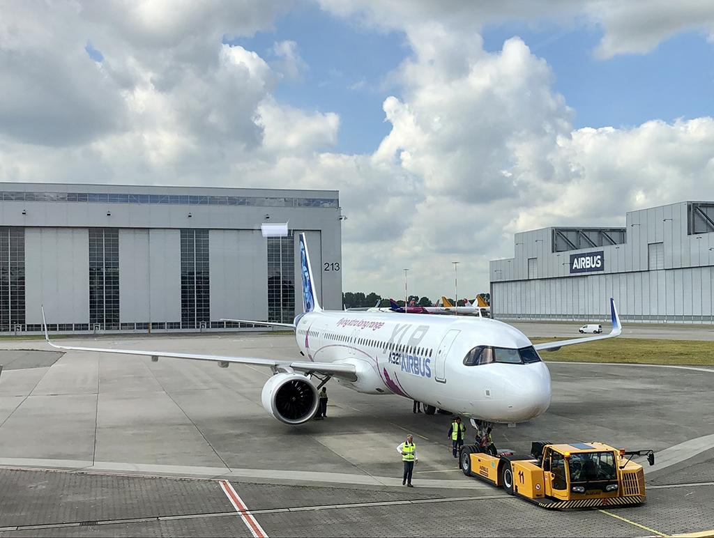 Gallery: Airbus' A321XLR Takes First Flight | Aviation Week Network