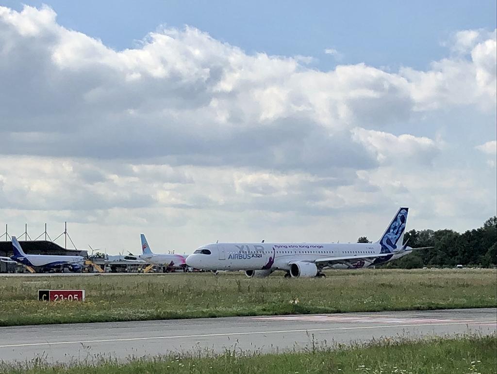 Airbus A321XLR test aircraft taxiing