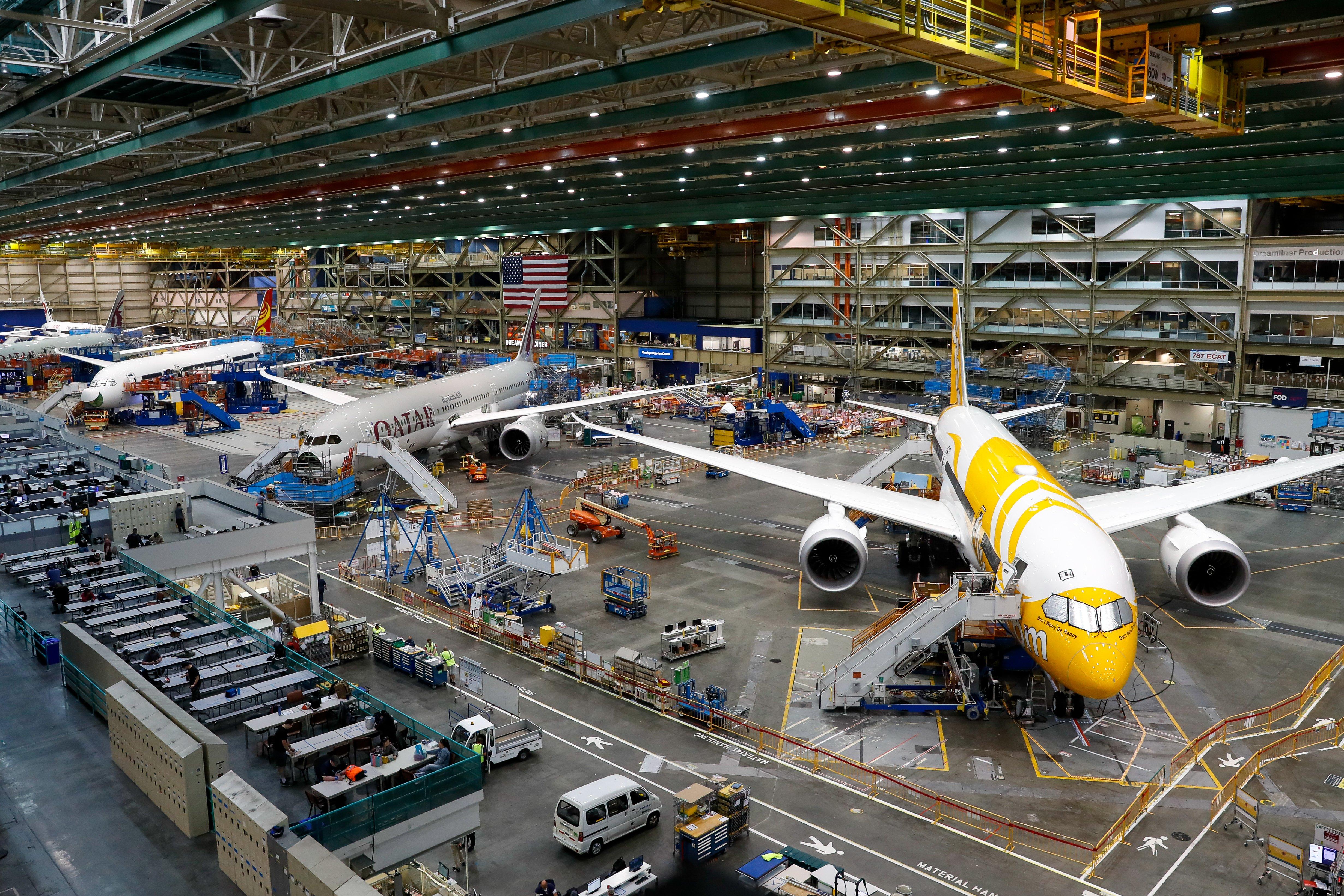 787s in Re-work Stations at Everett, WA