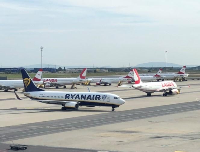 Ryanair, Lauda planes in Vienna