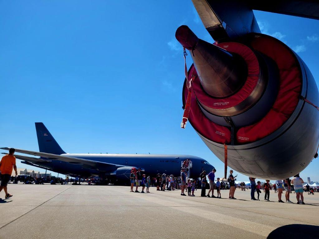 Gallery McConnell AFB AirShow Highlights Tankers, Other Aircraft